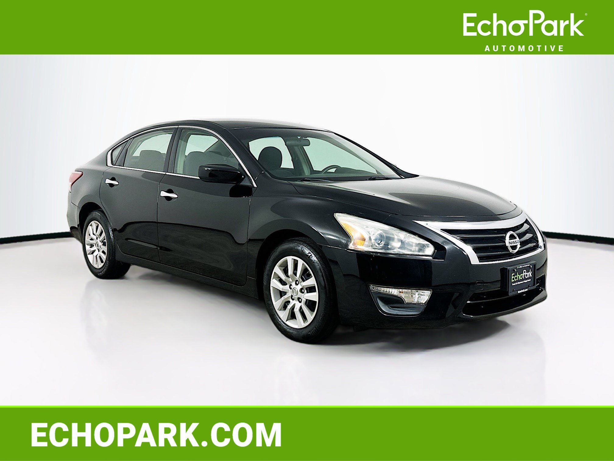 Used 2013 Nissan Altima 2.5 S FWD image 1