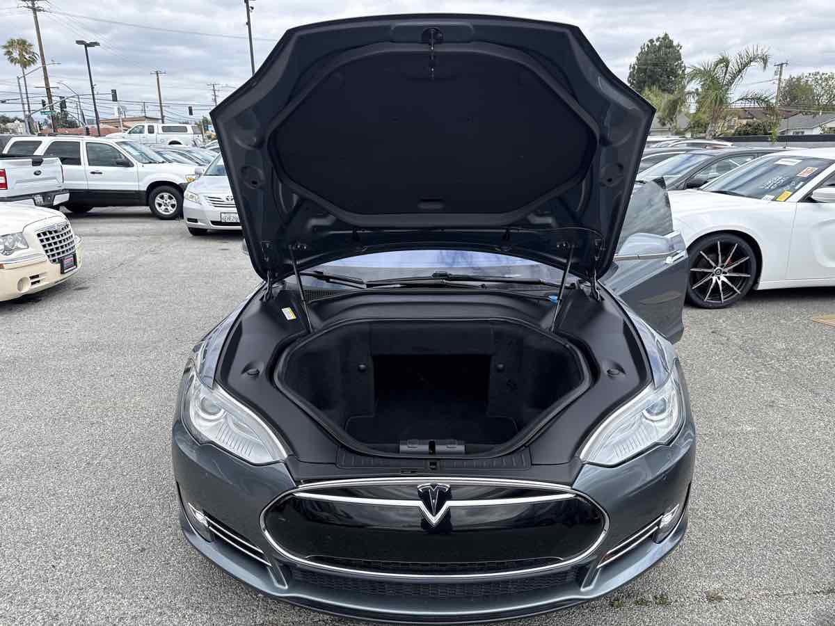 Used 2014 Tesla Model S 85 RWD image 26