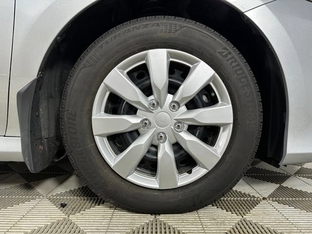 Used 2023 Toyota Camry LE FWD image 9