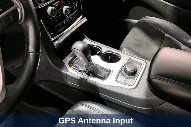 Used 2020 Jeep Grand Cherokee Altitude AWD/4WD image 24