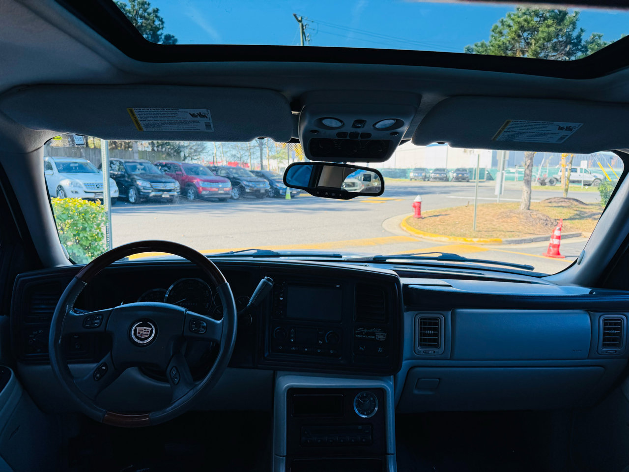 Used 2006 Cadillac Escalade AWD image 16