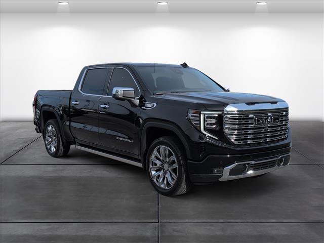 Used 2025 GMC Sierra 1500 Denali image 2