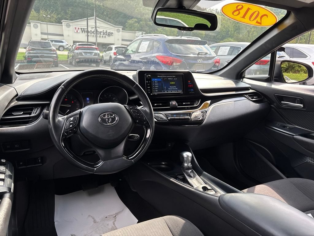 Used 2018 Toyota C-HR XLE FWD image 11