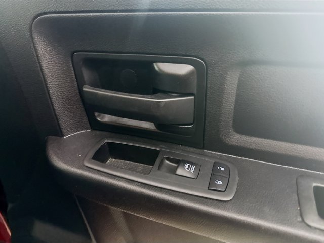 Used 2019 RAM 1500 ST AWD/4WD image 28