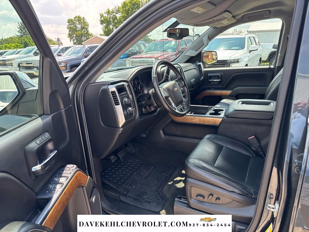 Used 2018 Chevrolet Silverado 1500 LTZ w/ Sport Package AWD/4WD image 10