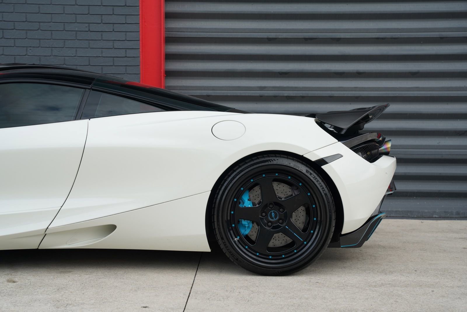 Used 2018 McLaren 720S Performance image 10