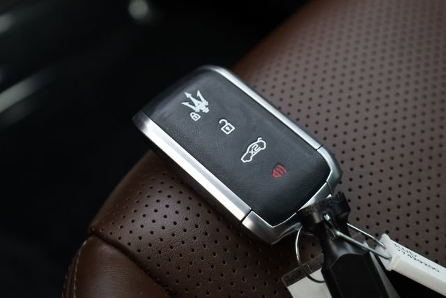 Used 2023 Maserati Grecale GT image 27
