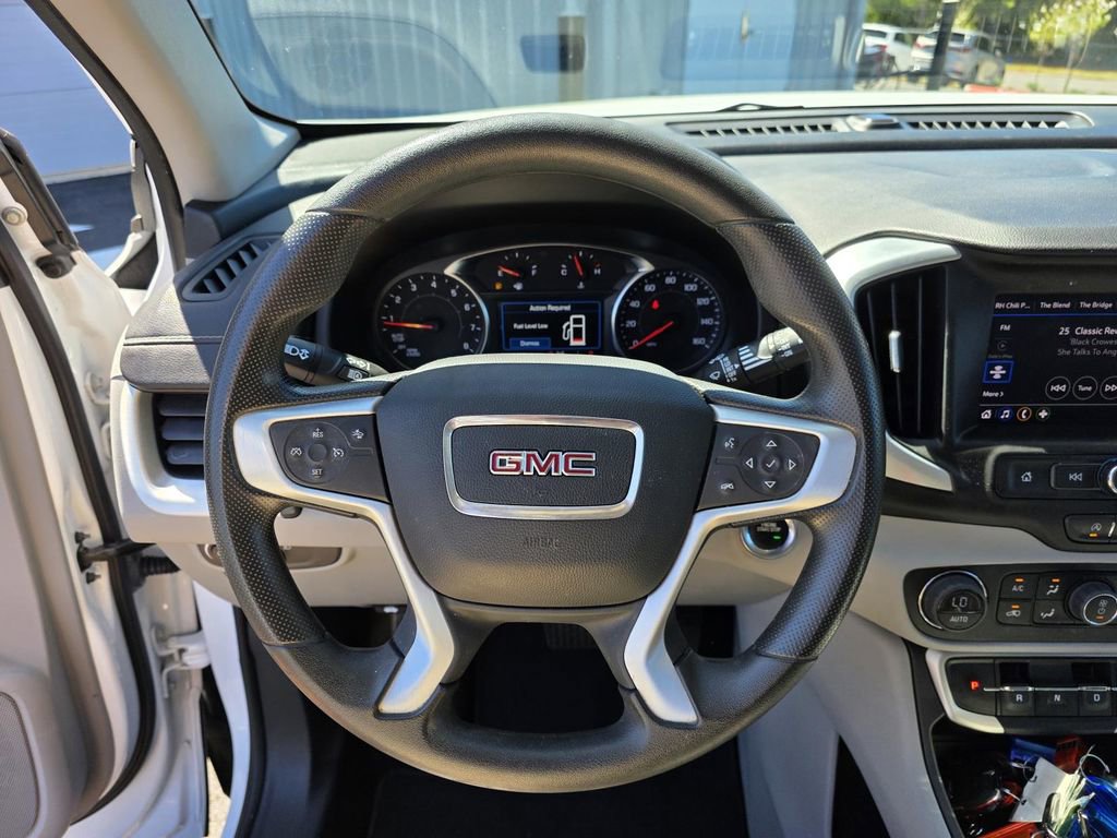 Used 2023 GMC Terrain SLE w/ Driver Convenience Package image 15