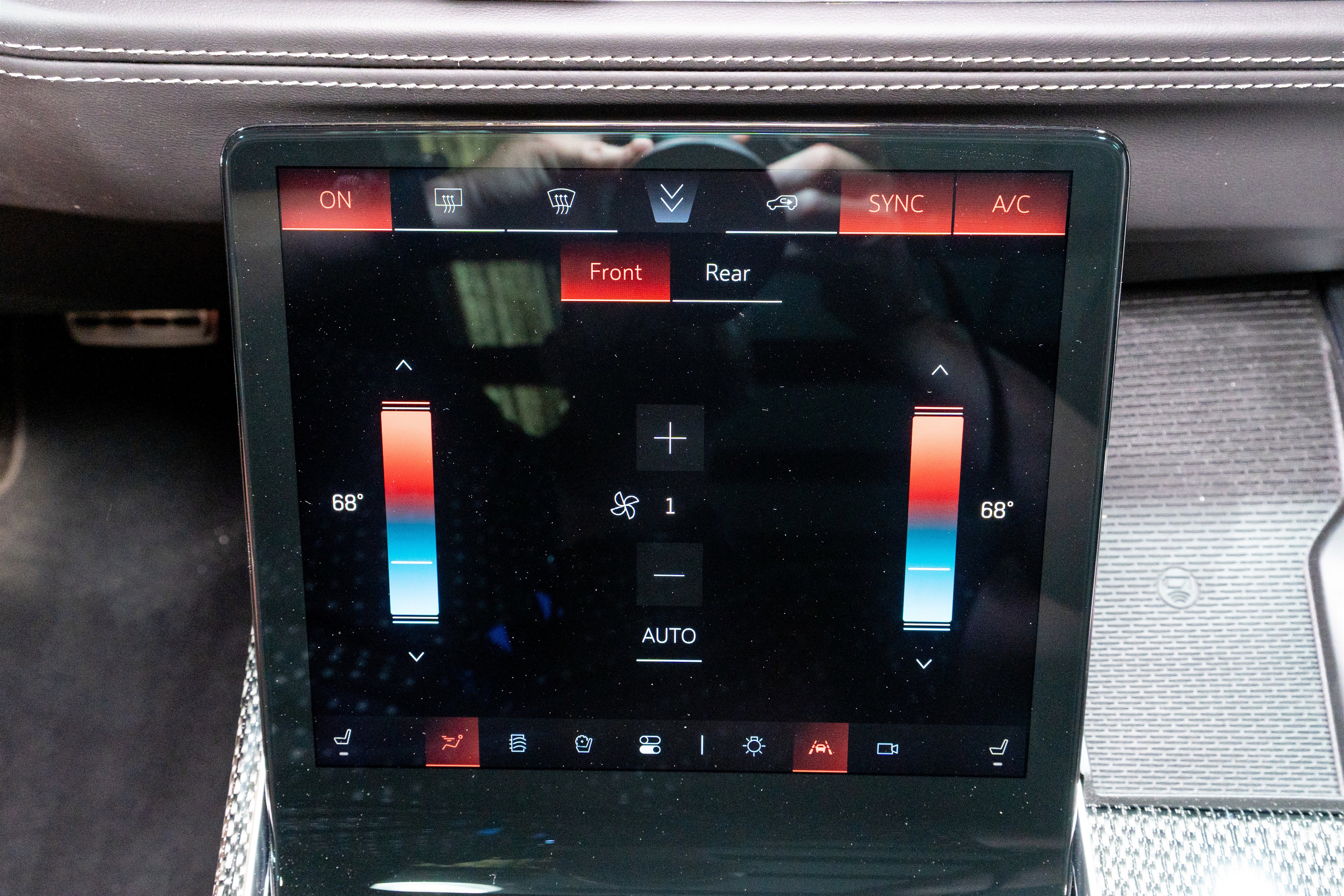 Used 2026 Cadillac Escalade V w/ LPO, ONYX Package AWD/4WD image 30