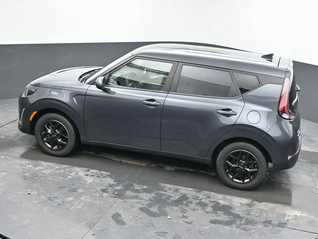 Used 2025 Kia Soul LX w/ LX Technology Package image 57