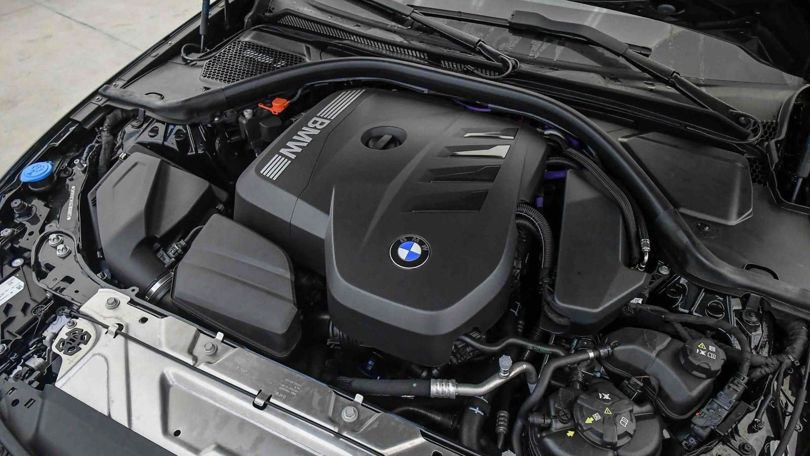 New 2026 BMW 330i Sedan image 30