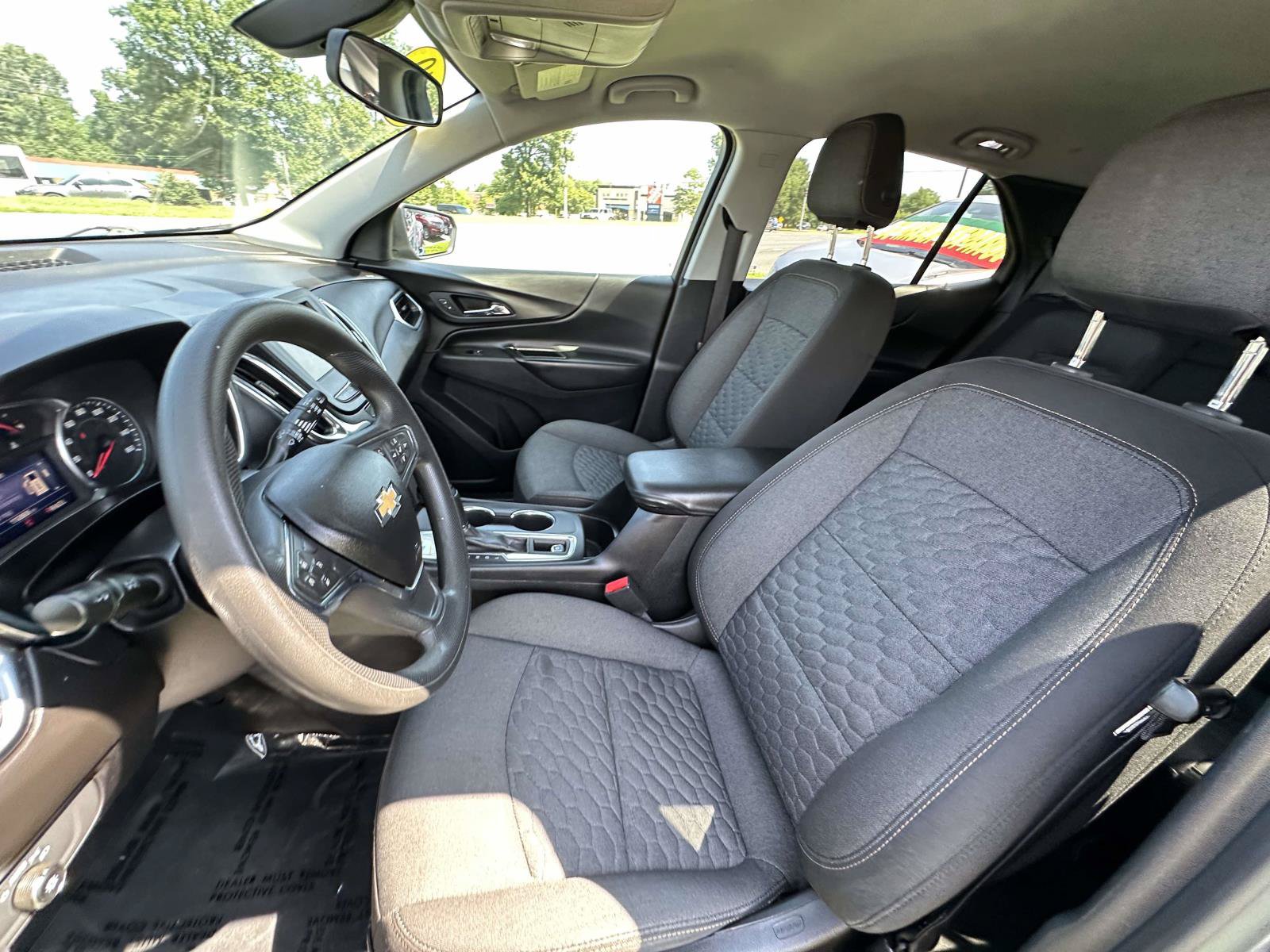 Used 2019 Chevrolet Equinox LT FWD image 19