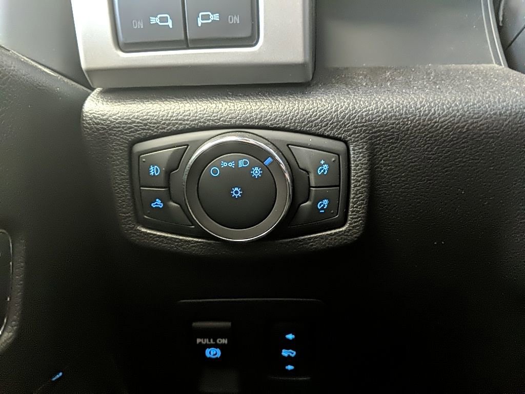 Used 2018 Ford F150 Lariat image 24