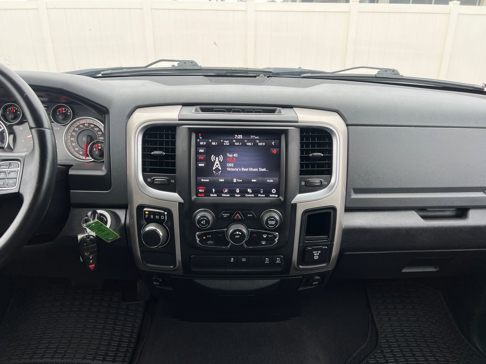 Used 2018 RAM 1500 Big Horn RWD image 25