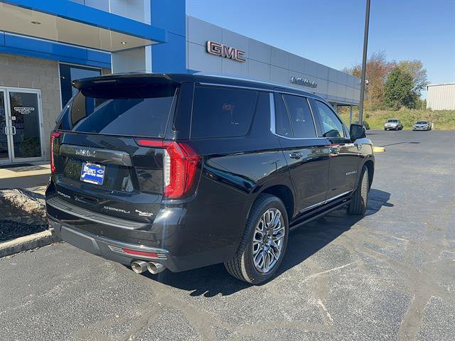 Used 2023 GMC Yukon Denali Ultimate AWD/4WD image 8