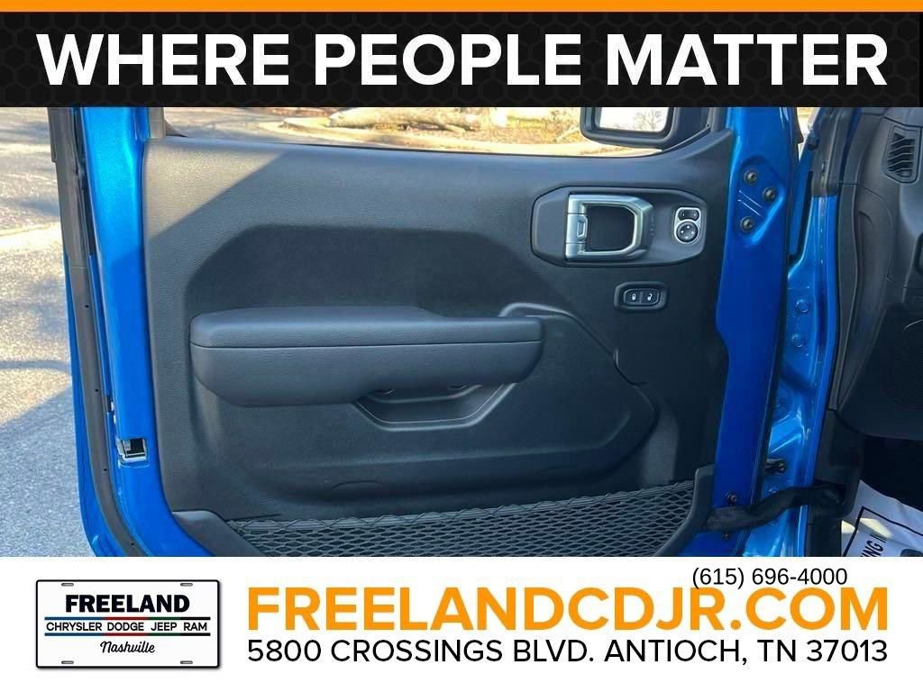 New 2024 Jeep Gladiator Sport w/ Dual Top Group image 17