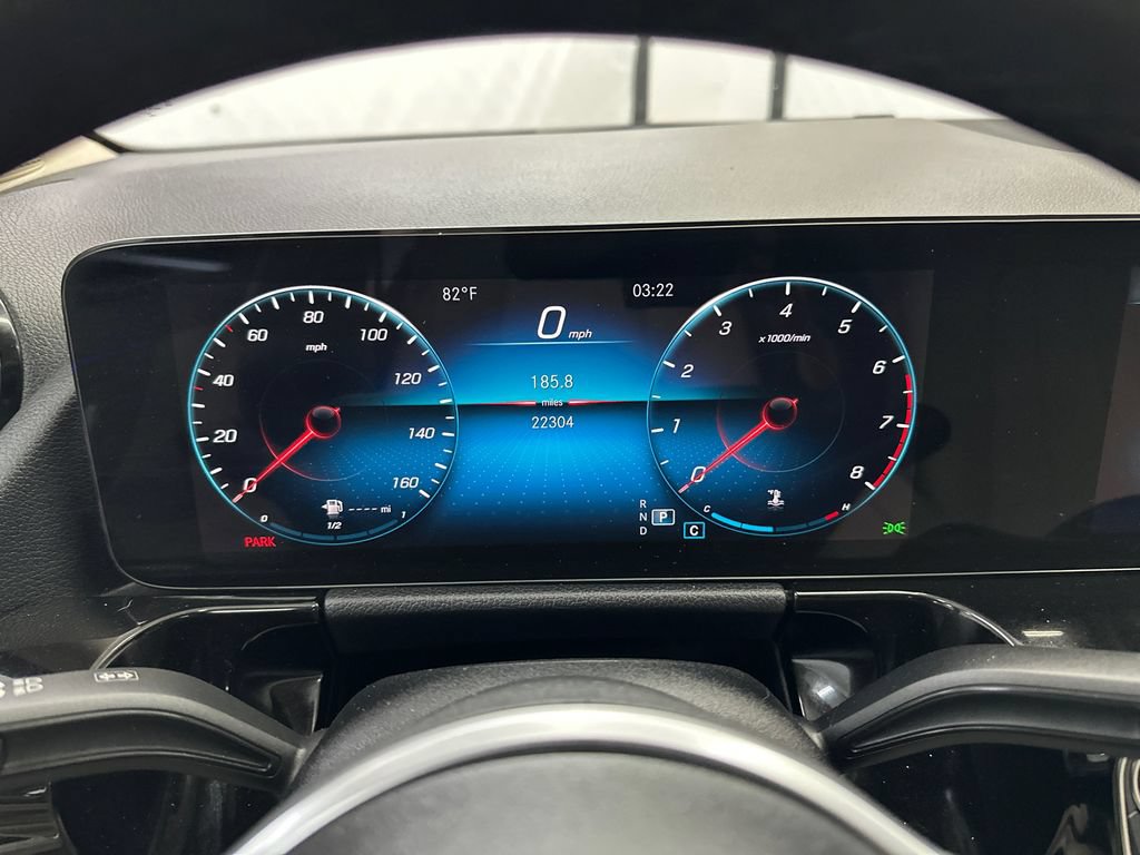 Used 2023 Mercedes-Benz GLA 250 4MATIC w/ Premium Package image 29