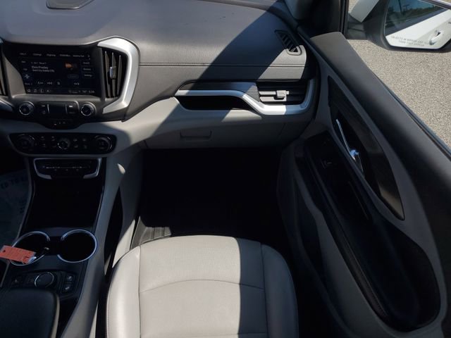 Used 2022 GMC Terrain SLT w/ Infotainment Package II FWD image 19