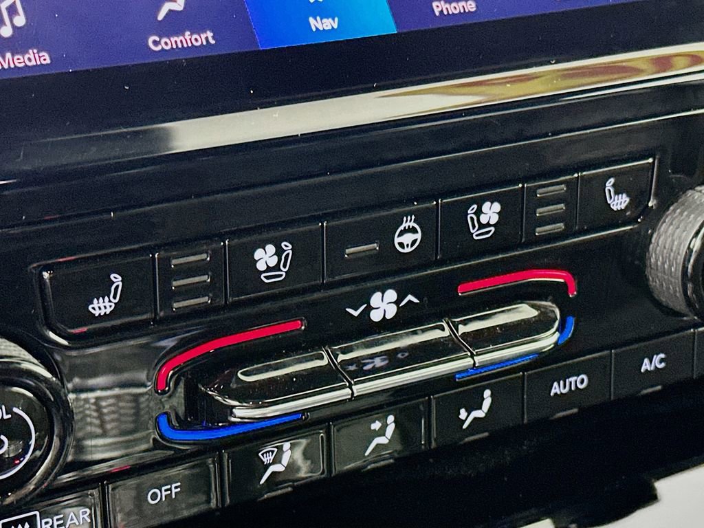 Certified 2025 Jeep Grand Cherokee Summit image 28