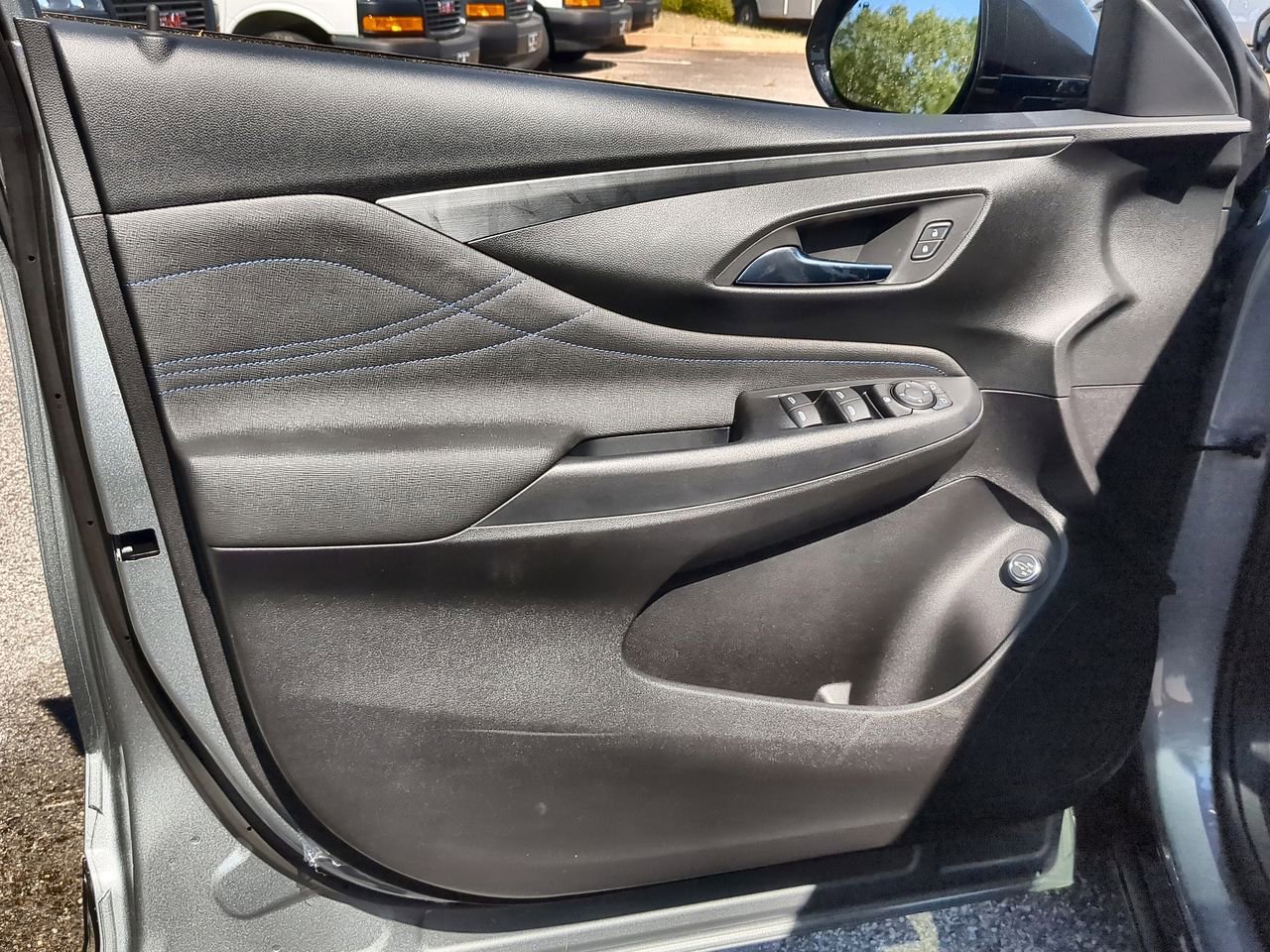 New 2026 Buick Envista Sport Touring w/ Convenience I Package FWD image 20