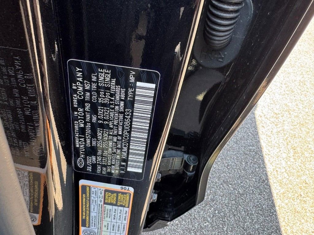 Used 2023 Genesis GV70 3.5T Sport w/ Sport Prestige Package image 25