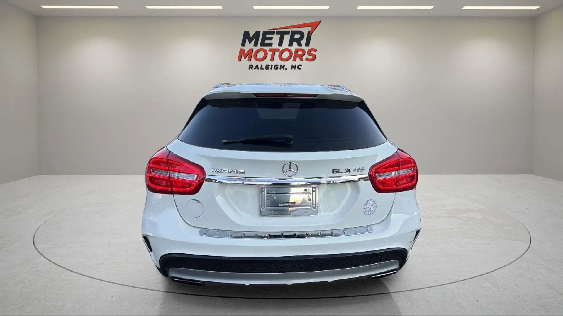 Used 2017 Mercedes-Benz GLA 45 AMG 4MATIC image 4