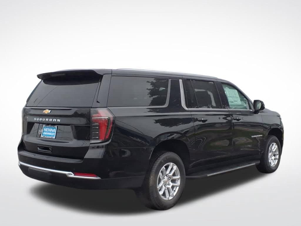 New 2026 Chevrolet Suburban LS RWD image 3