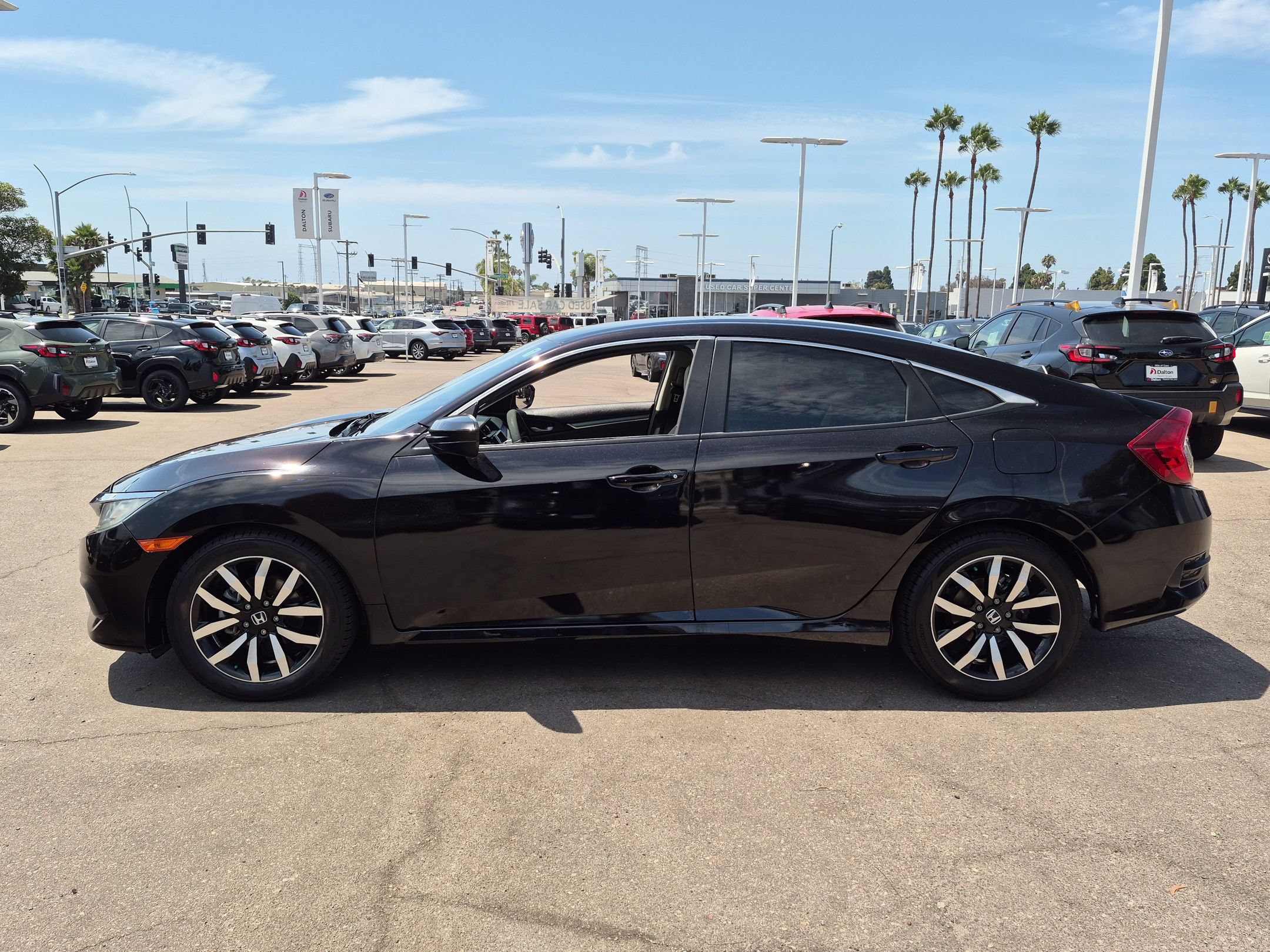 Used 2018 Honda Civic LX image 4