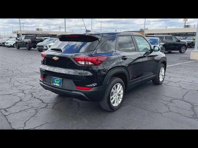 Certified 2024 Chevrolet TrailBlazer LS w/ LS Convenience Package FWD image 8