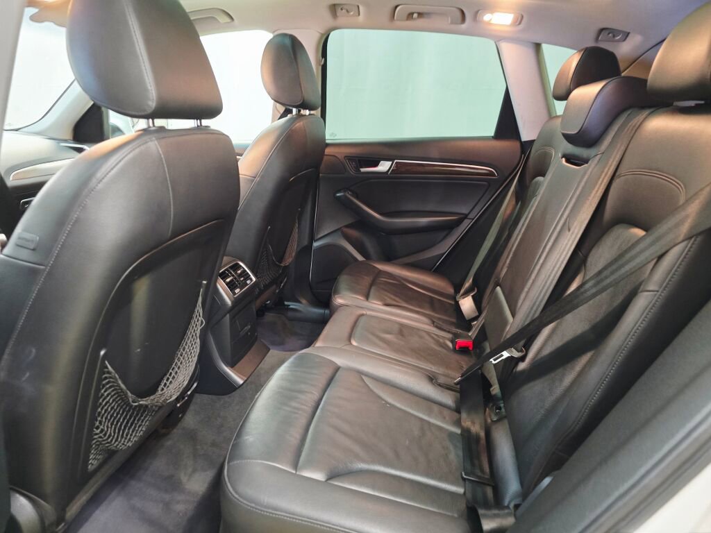Used 2015 Audi Q5 2.0T Premium image 17