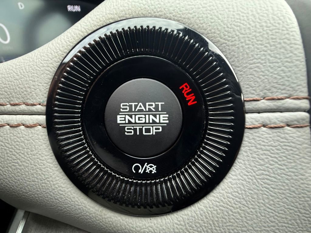 New 2026 Jeep Compass Limited w/ Sun, Sound & Navigation Group image 24