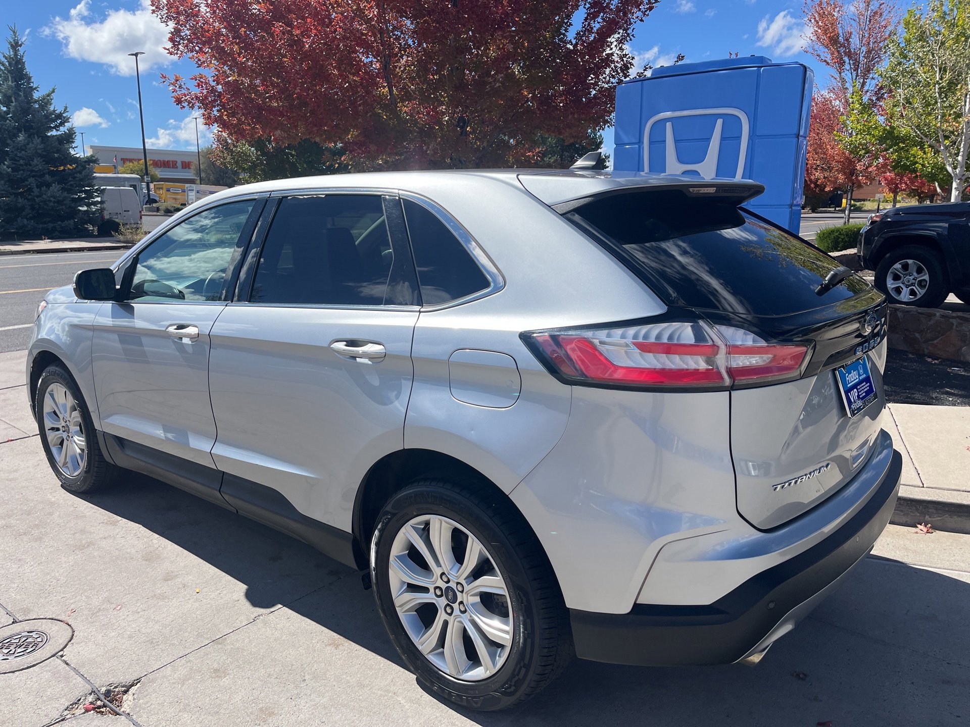 Used 2022 Ford Edge Titanium image 7