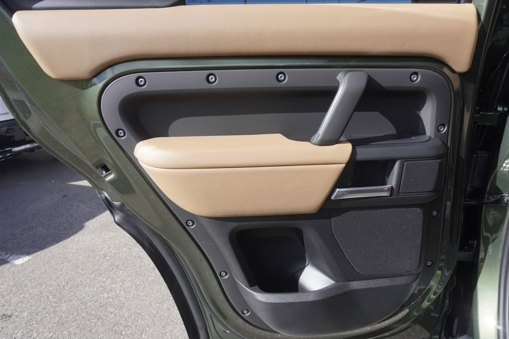 New 2026 Land Rover Defender 110 S image 28