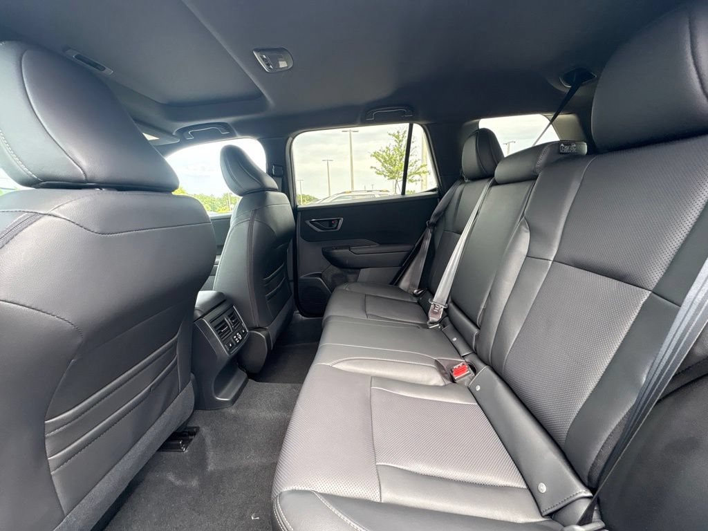 New 2026 Subaru Outback Limited AWD/4WD image 17