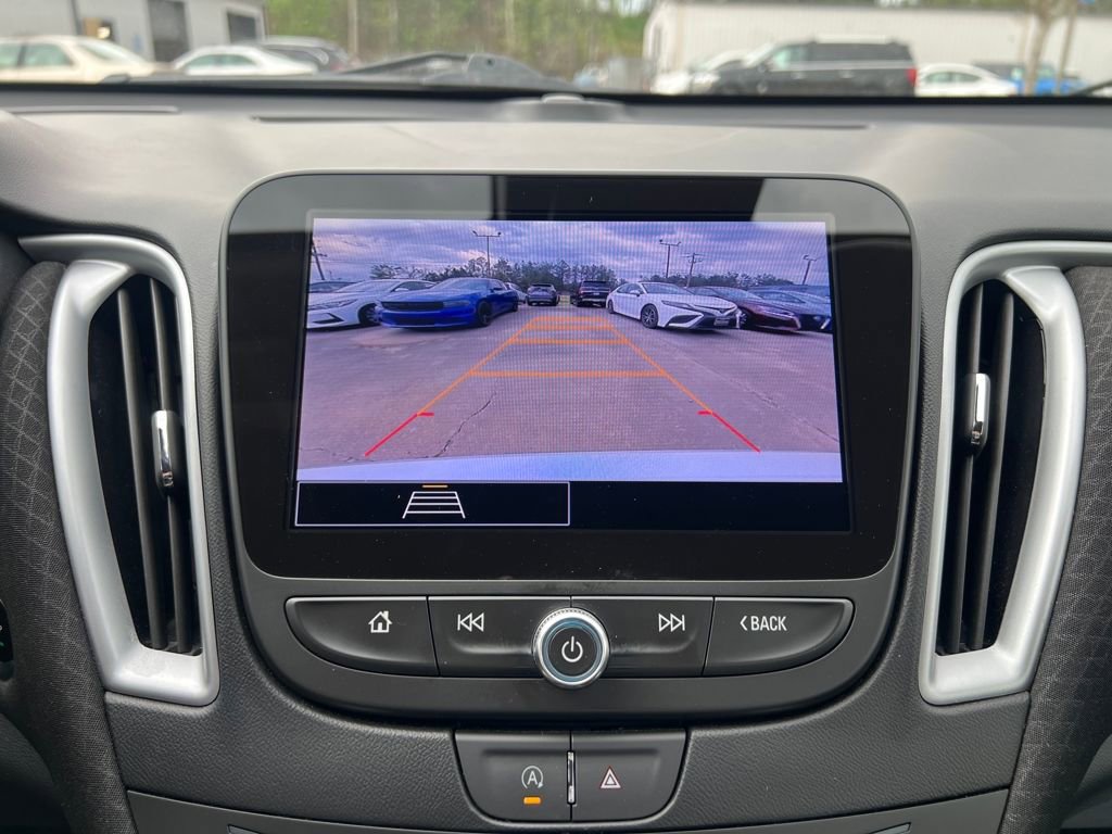 Used 2024 Chevrolet Malibu LT image 23