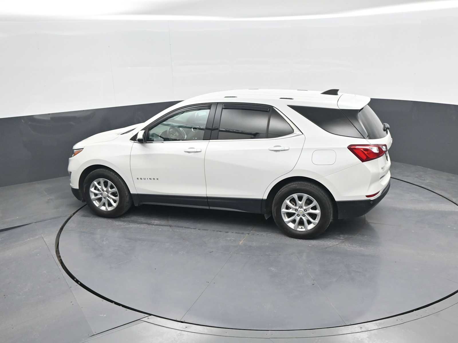 Used 2019 Chevrolet Equinox LT FWD image 37