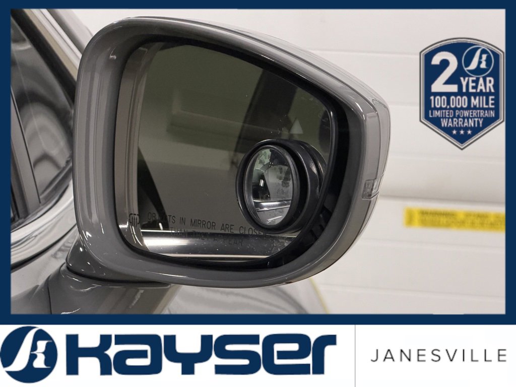 Used 2022 Chrysler Pacifica Touring-L w/ Uconnect Theater Family Group image 23