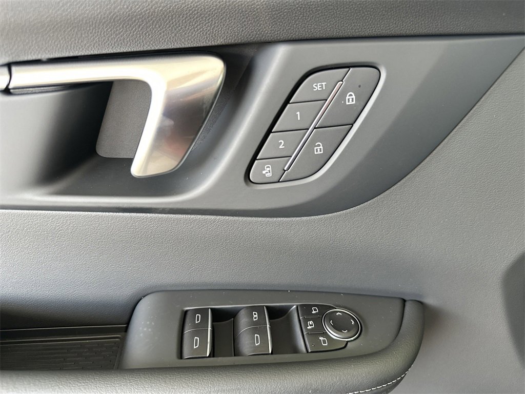 New 2025 Buick Enclave Sport Touring w/ Power Package image 12