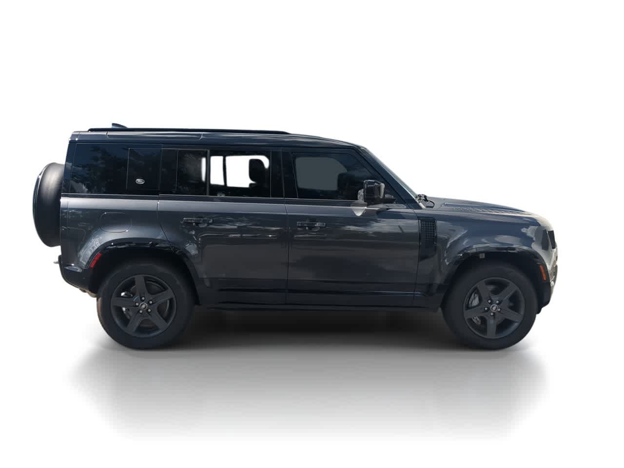 Certified 2024 Land Rover Defender 110 X-Dynamic SE AWD/4WD image 7
