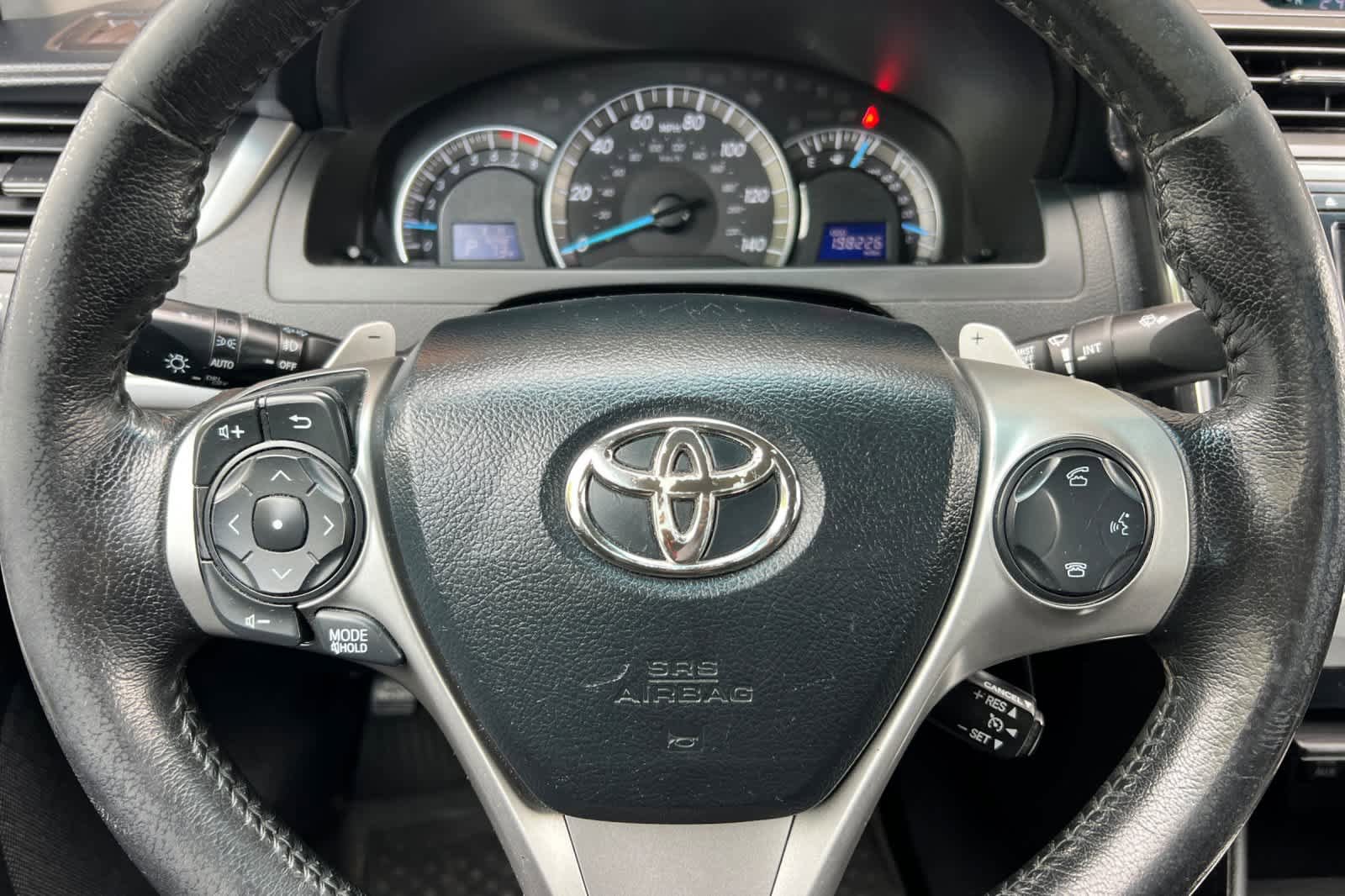 Used 2013 Toyota Camry SE w/ Convenience Pkg image 24