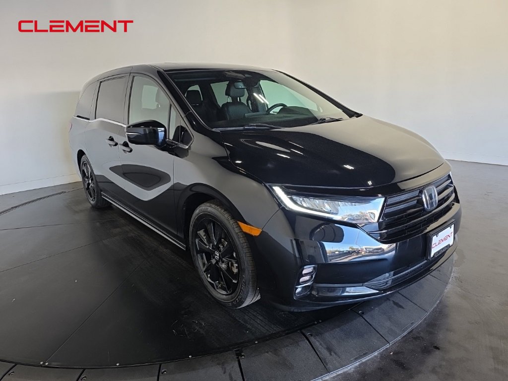 Used 2023 Honda Odyssey Sport image 3