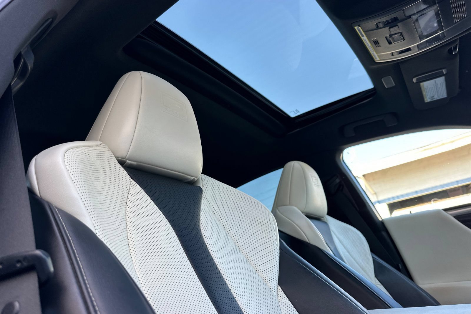 Used 2023 Lexus ES 350 F Sport w/ Accessory Package (Z2) FWD image 20
