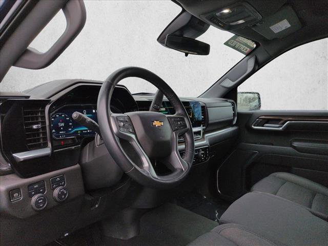 Used 2023 Chevrolet Silverado 1500 LT image 10