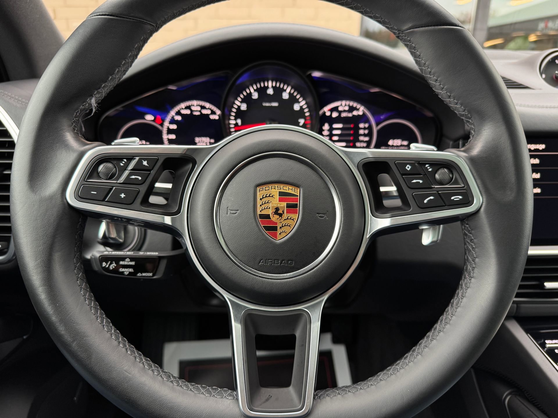 Used 2023 Porsche Cayenne Platinum Edition AWD/4WD image 42