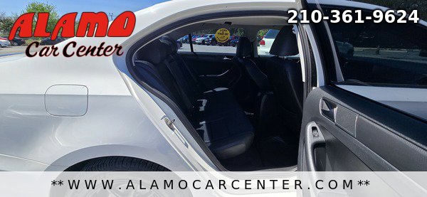 Used 2011 Volkswagen Jetta SE FWD image 19