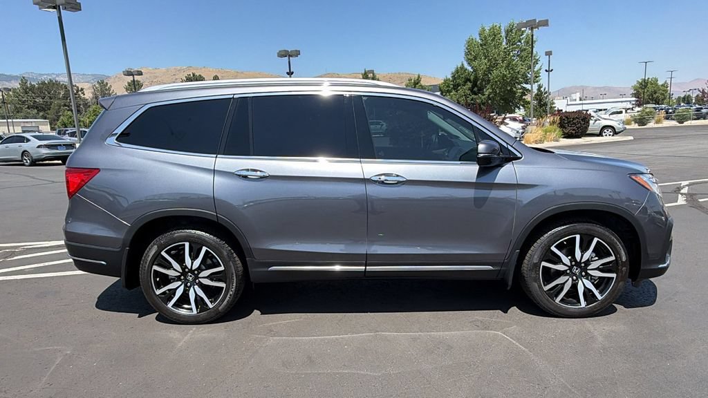 Used 2022 Honda Pilot Elite image 2