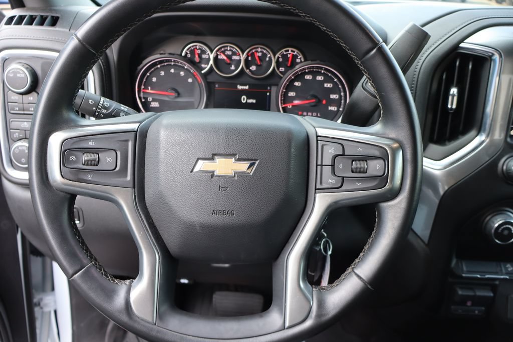 Used 2023 Chevrolet Silverado 3500 LT AWD/4WD image 4