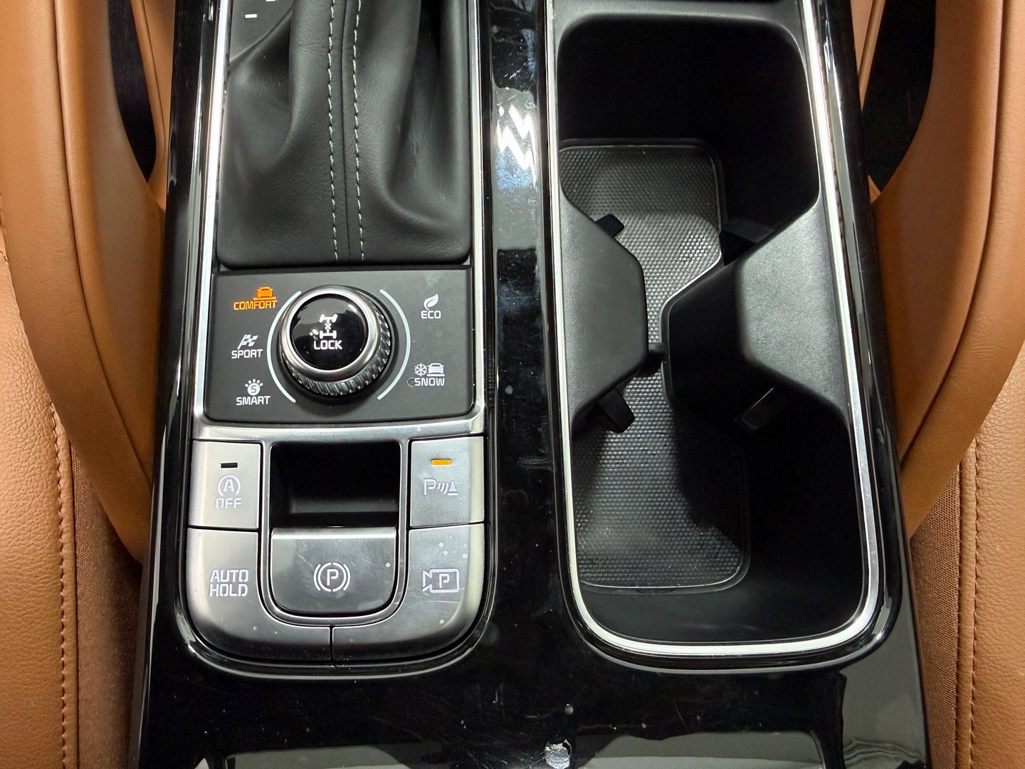 Used 2025 Kia Telluride SX X-Line image 13