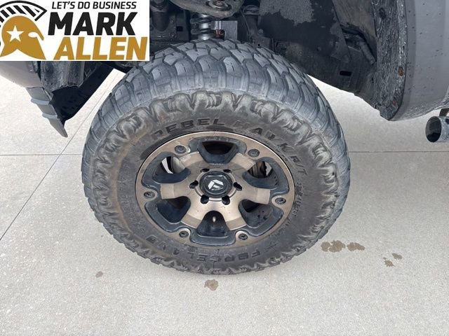 Used 2019 Toyota Tacoma TRD Off-Road image 7
