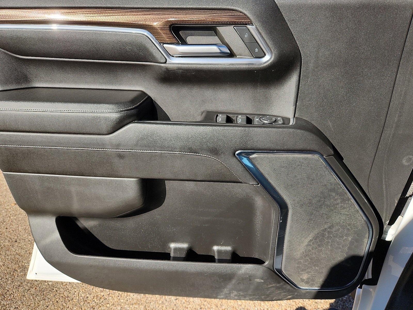 Used 2023 Chevrolet Silverado 1500 LT Trail Boss w/ Protection Package image 16